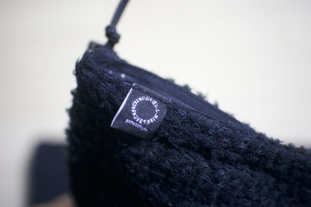 山と道Light Alpha Armsleevesライトアルファスリーブレス Light Alpha Sleeves | 山と道 U.L. HIKE \u0026 BACKPACKING