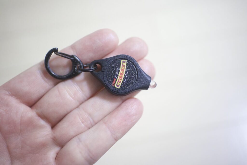登山で頼れる小型ライト【PHOTON microlight II PRO】レビュー！超軽量7gでどこにでも装着OK！