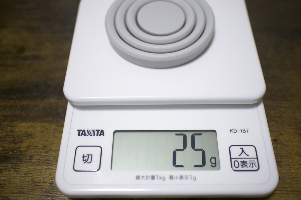 100均キャンドゥの折りたためるシリコンコップの基本スペックと商品情報まとめ
