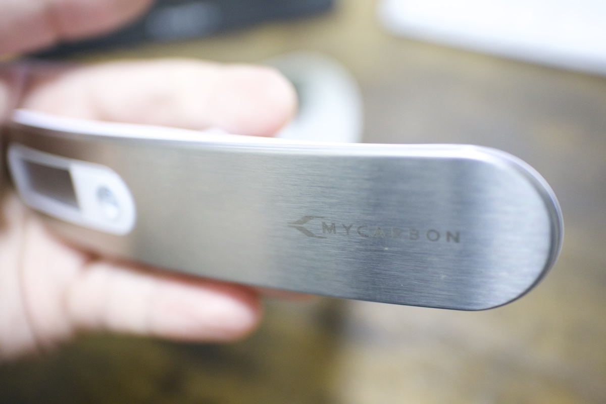 MYCARBON 吊り下げ式デジタルスケールをレビュー！登山道具の軽量化は「測ること」か