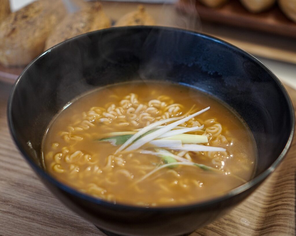 まとめ｜インスタント麺は登山から防災まで幅広く活躍