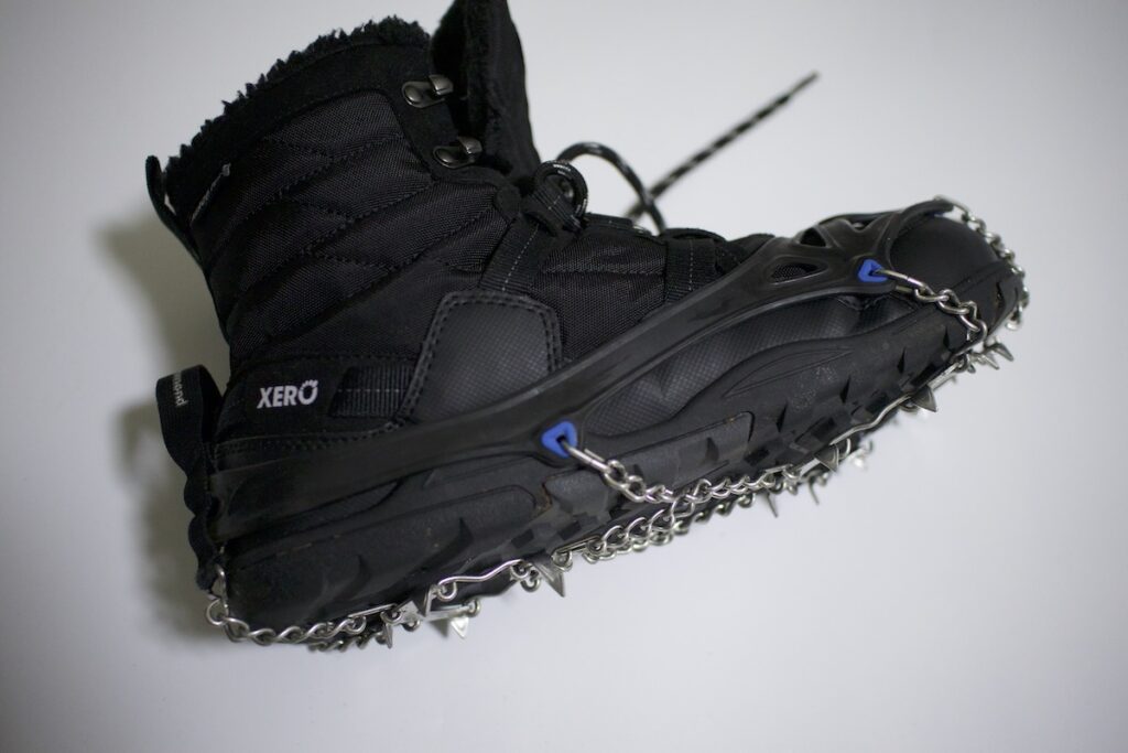 Black Diamond アクセススパイクのデザインと装着性（ゼロシューズ）