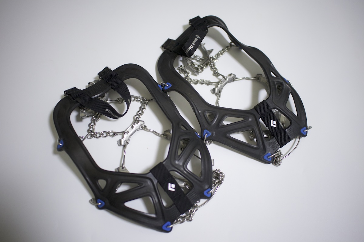 【レビュー】Black Diamond アクセススパイク｜冬の低山と雪道歩きが劇的に快適になる軽量チェーンスパイク
