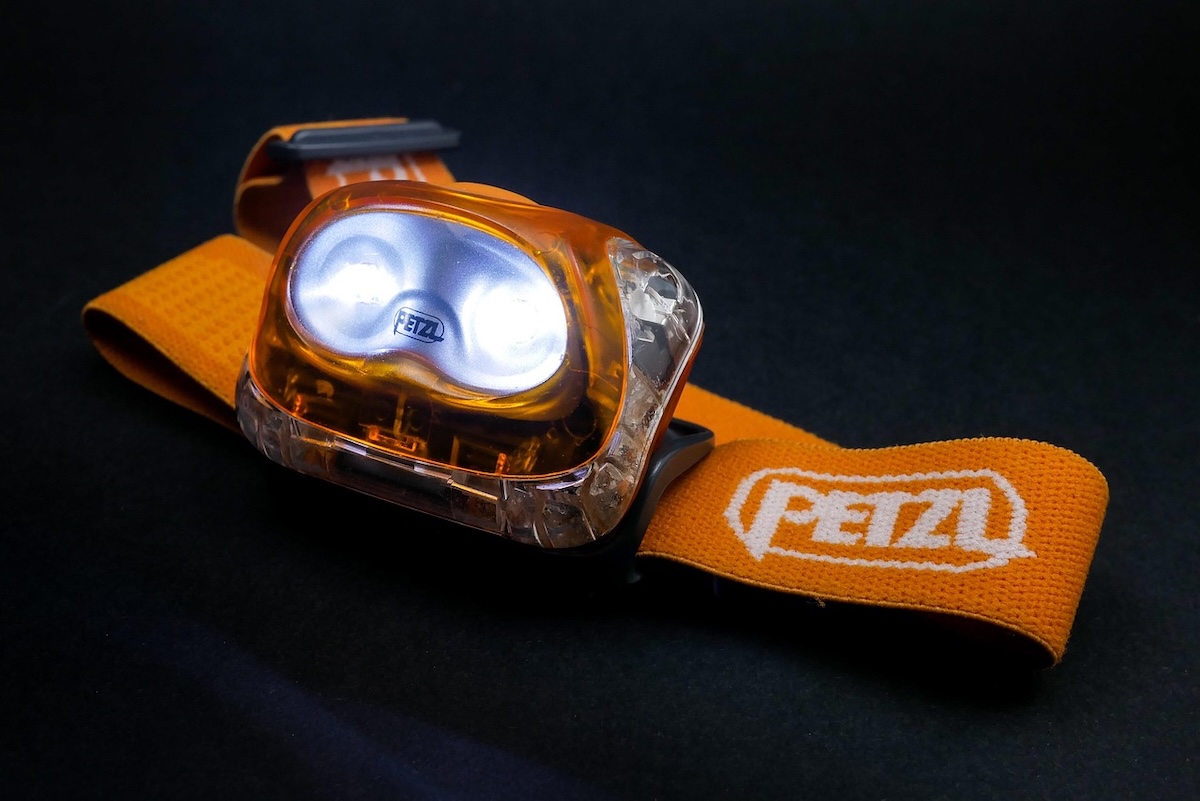 ペツルのヘッドライトおすすめ比較！登山・キャンプ・防災に最適なモデルを徹底紹介