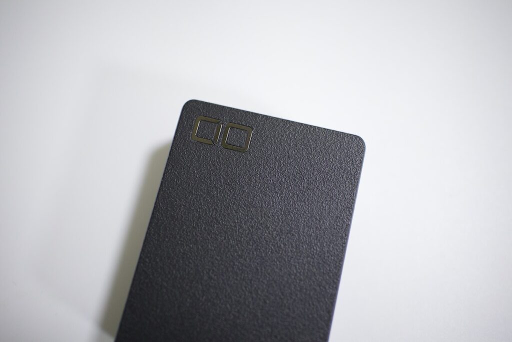 容量10000mAh：日常＋登山・旅にも十分すぎるバッテリー量