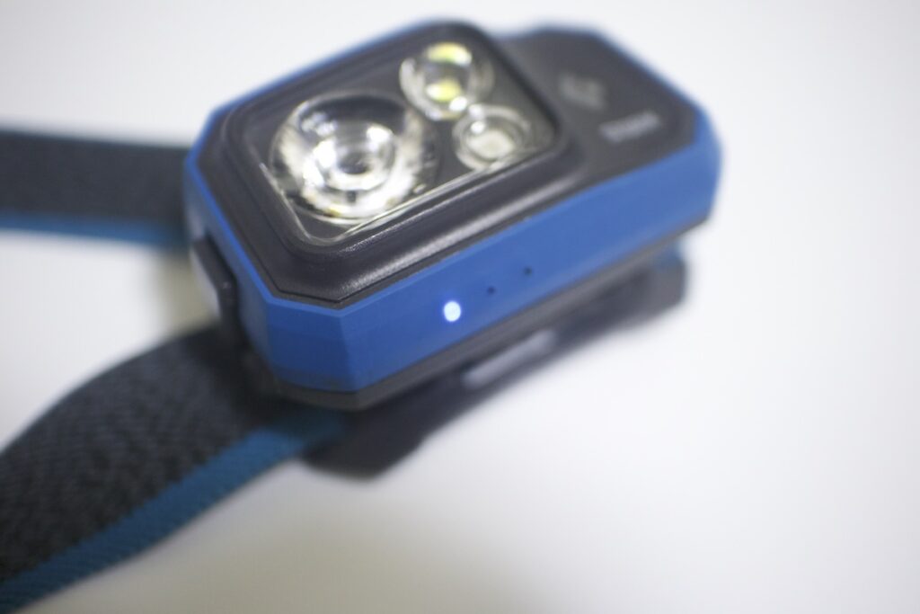 バッテリーメーター搭載で残量がひと目でわかる