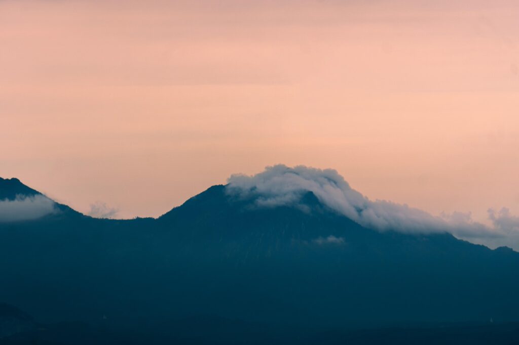 季節別｜汗冷え対策インナーの考え方