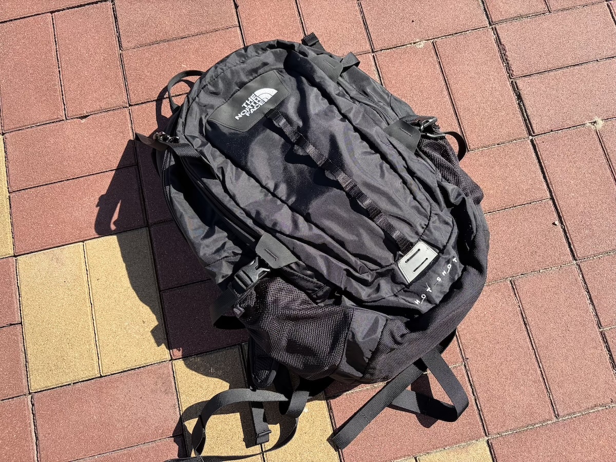 ホットショットレビュー！ノース・フェイスの27L定番リュックはおすすめ？