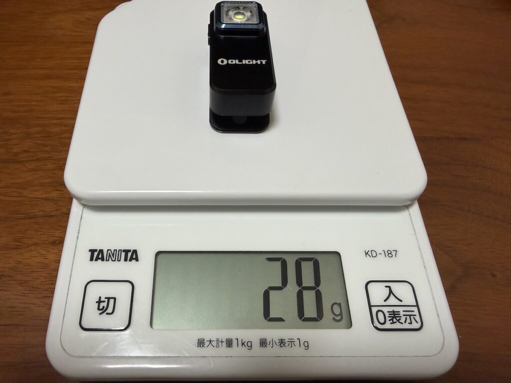 30gの軽量コンパクト設計
