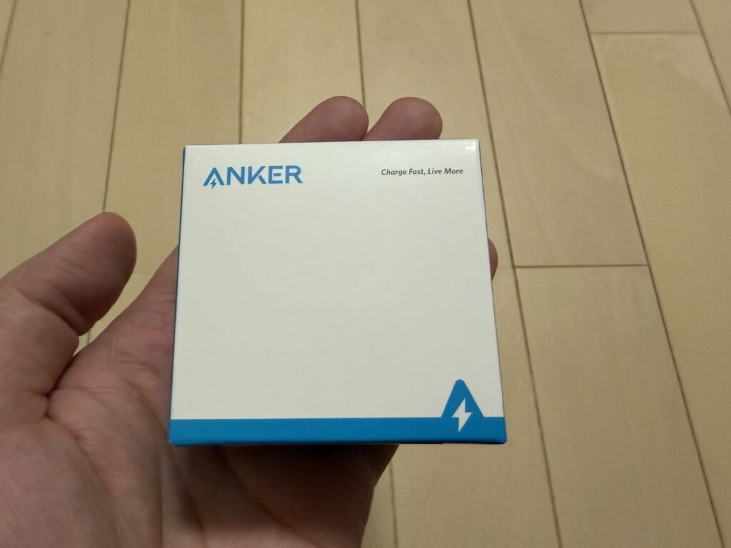 Anker Nano Charger（20W）の最大の魅力は超コンパクトなサイズ