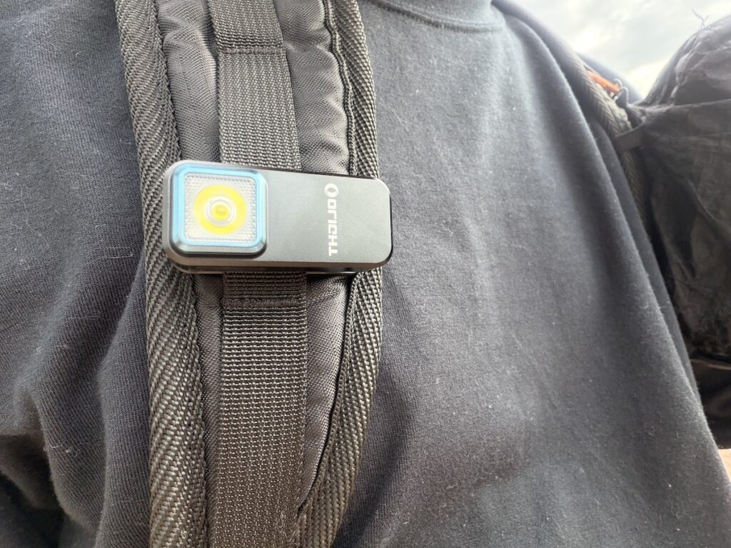 OLIGHT Oclipと一般的な懐中電灯の違い