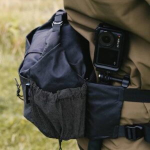 重量はLITEWAY HIP PACKのほうが軽い